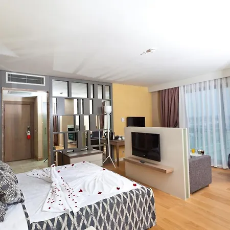 Sherwood Dreams (adults Only) 5*