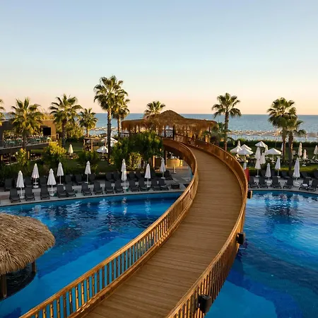 شيروود دريمز منتجع 5*