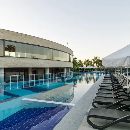 شيروود دريمز منتجع 5*