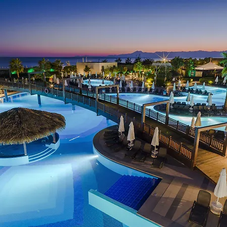 شيروود دريمز منتجع 5*